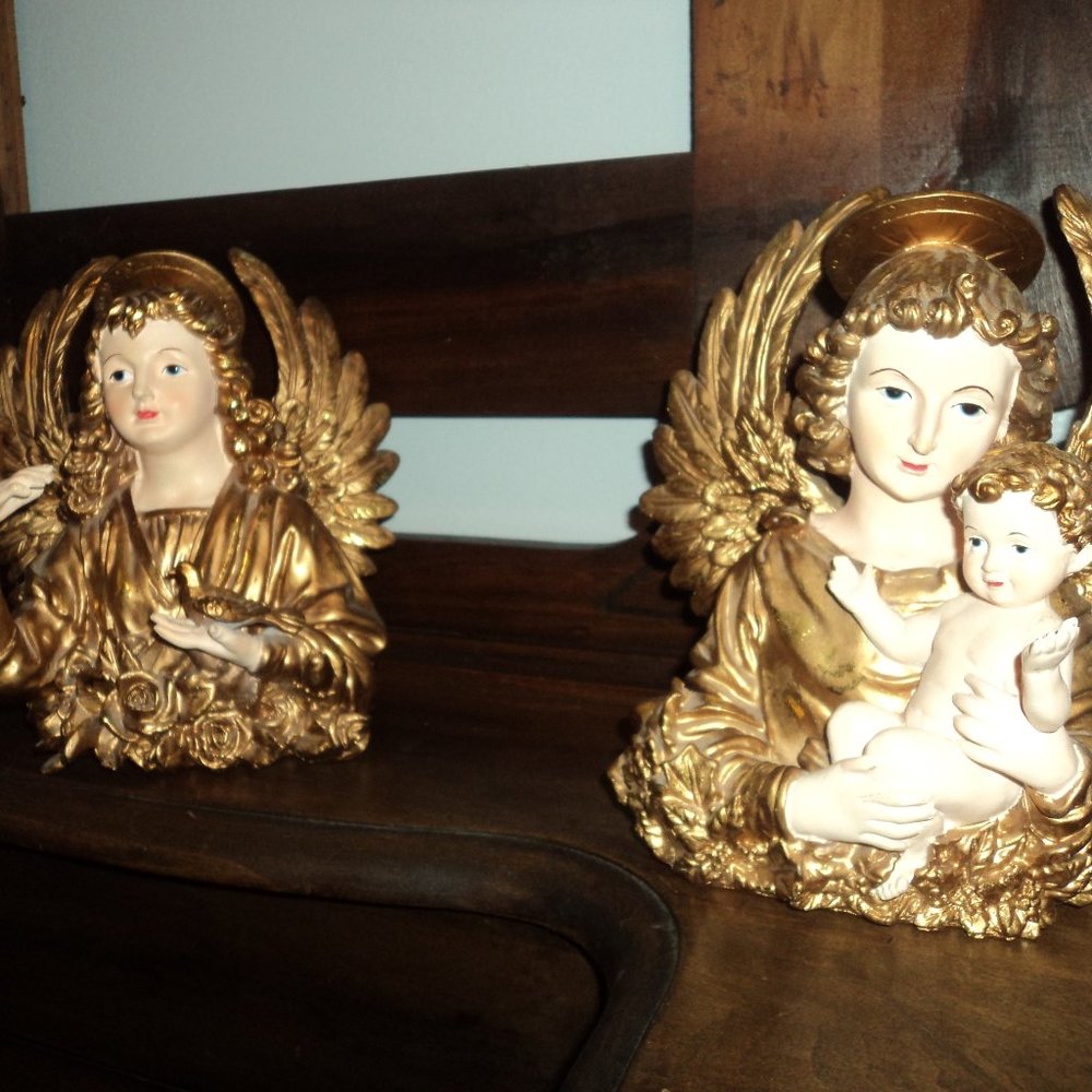 Set of Two Gold Vintage Angels Collectibles 8" x 8